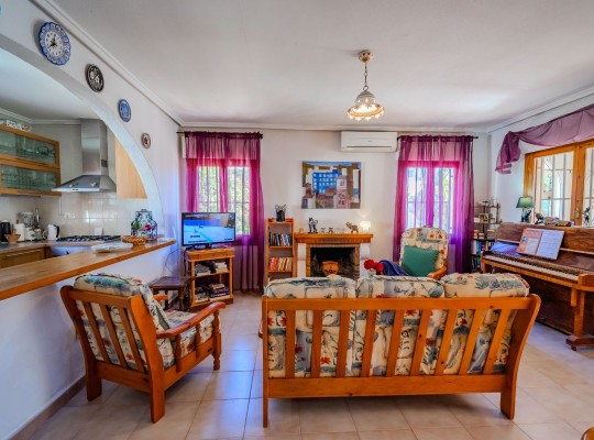 Villa Ciudad Quesada (Town Center) #CQ-307