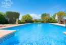 LARGE SEA VIEW VILLA WITH PRIVATE TENNIS COURT WALKING DISTANCE FROM MORAIRA TOWN CENTRE.