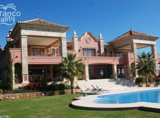 Sierra Blanca (Costa del Sol), Villa - Detached #CM-R3712655