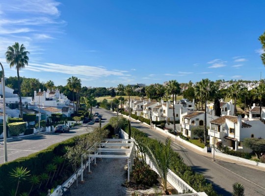 Villamartin, Villa #CQ-R-36761