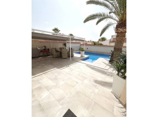 Ciudad Quesada (Town Center), Villa #CQ-127