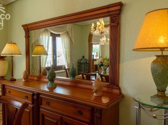 Los Altos, 
Villa   #ES-10383