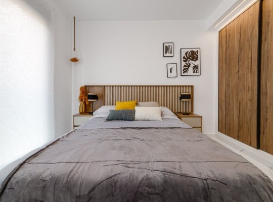 Apartmány se 2 nebo 3 ložnicemi v El Raso.