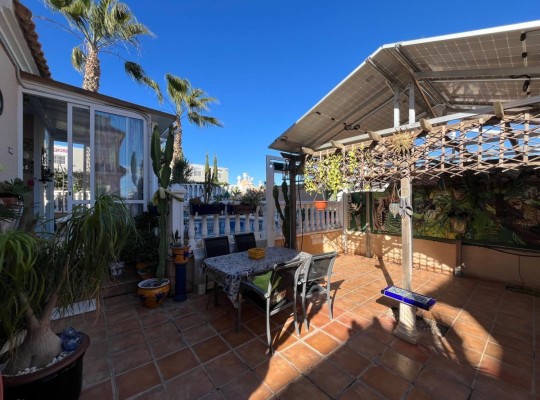 La Zenia (Orihuela Costa), Villa #CQ-M-64507