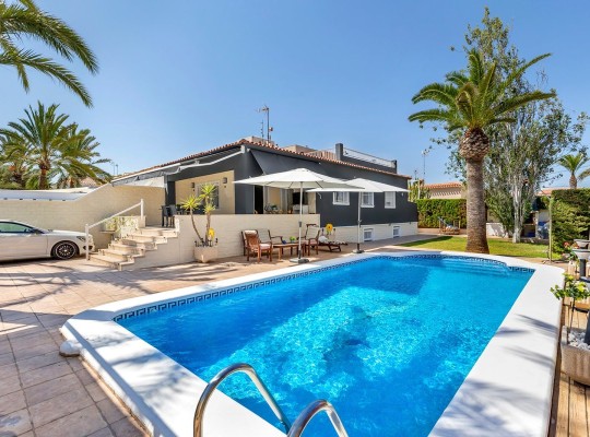 Torrevieja (Rocio del Mar), Villa #CQ-KB-62034