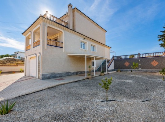 Almoradi (Lomas de La Juliana), Villa #CQ-GS-67510