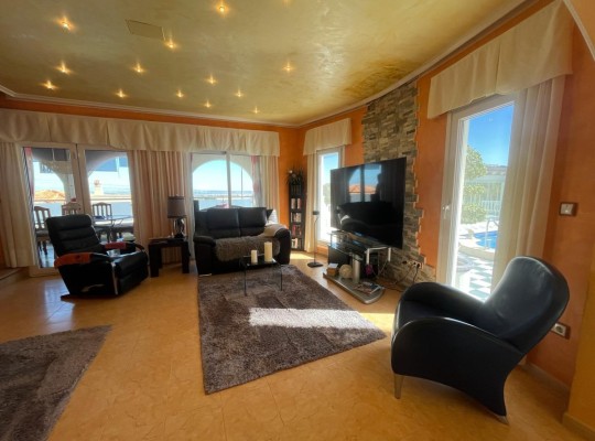 San Miguel de Salinas (Ciudad de las comunicaciones), Villa #CQ-M-54470