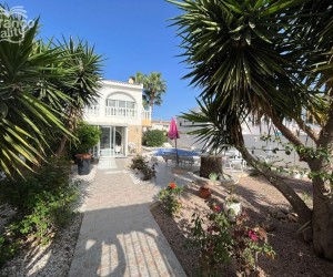 Cabo Roig (La Regia), Villa #CQ-M-56635