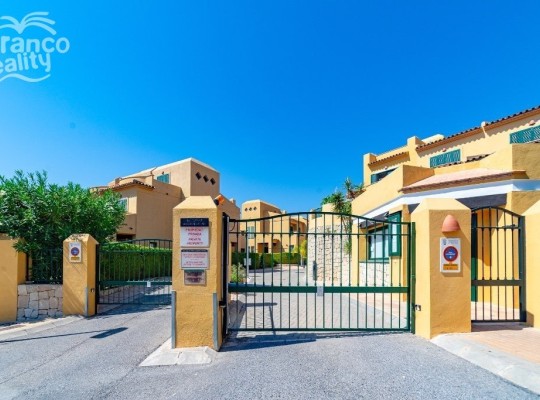 Finestrat, 
Adosado   #ES-11630