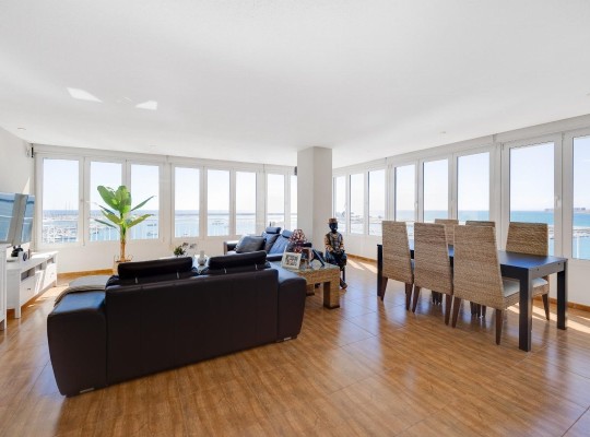 Torrevieja (Playa Acequion), Apartment #CQ-TS-36978