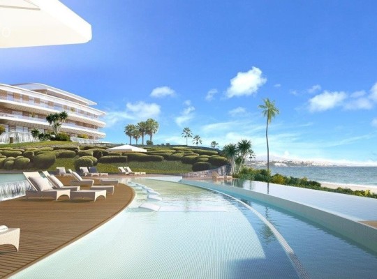 Estepona (Costa del Sol), Villa - Detached #CM-R4026238