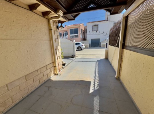 Benijofar, Villa #CQ-980