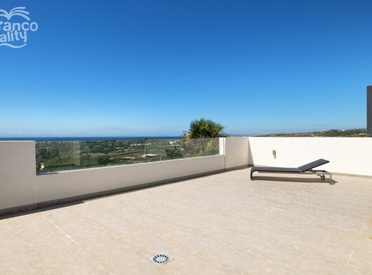 Benahavís (Costa del Sol), Villa - Detached #CM-R3924349