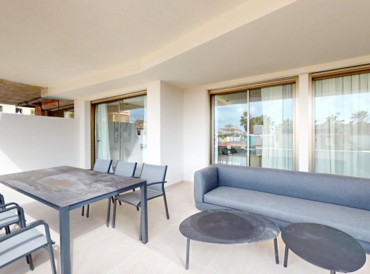 Butikový komplex s luxusními apartmány a výhledem na moře, Cabo Roig