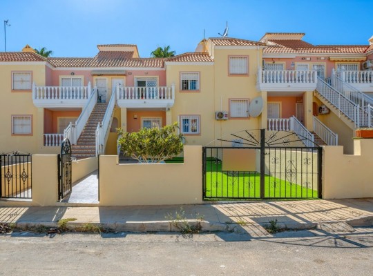 San Miguel de Salinas (Orihuela Costa), Apartment #CQ-WN-18847