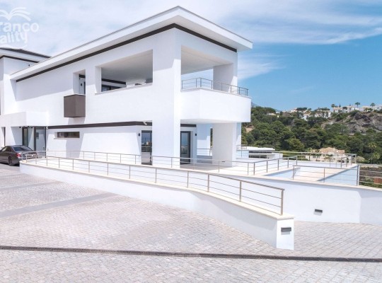 Benahavís (Costa del Sol), Villa - Detached #CM-R3878875