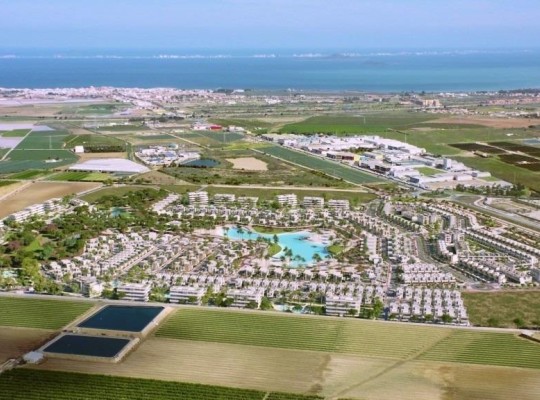 Los Alcazares (Santa Rosalia Lake and Life Resort), Villa #CQ-00-74477