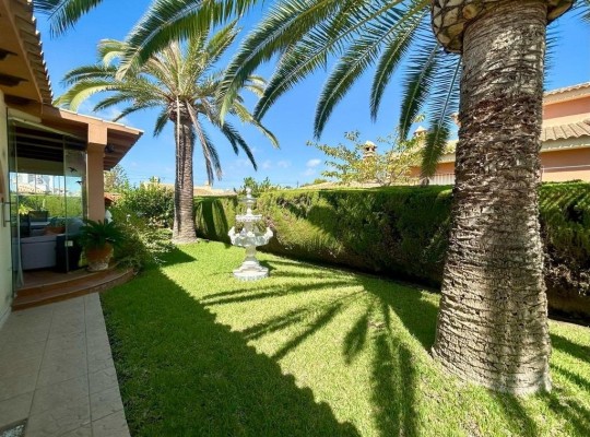 Orihuela Costa (Cabo Roig), Villa #CQ-UR-75497