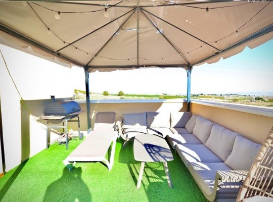 San Miguel de Salinas (Residencial los flamencos), Villa #CQ-JM-64042