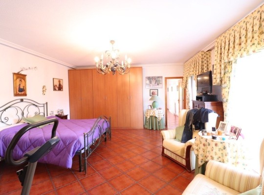 Torrevieja (El chaparral), Villa #CQ-JM-85937