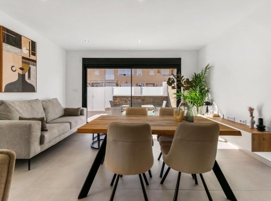 San Pedro del Pinatar (Polideportivo), Villa #RD-N9213