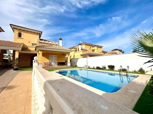 Orihuela Costa (Cabo Roig), Villa #CQ-UR-18903