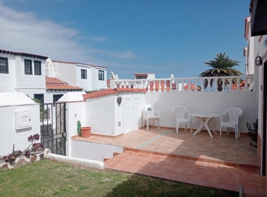 Řadový dům se 2 apartmány ve Fairway Village, Golf del Sur