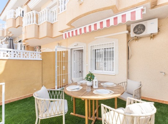 Orihuela Costa (Villamartin), Townhouse #CQ-091