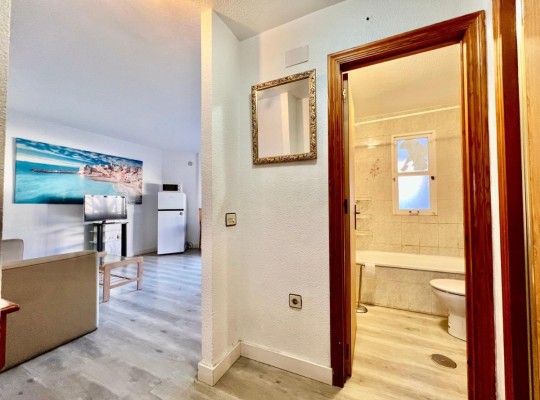 Studio s bazénem v Habaneras, Torrevieja – ideální pro bydlení na pobřeží