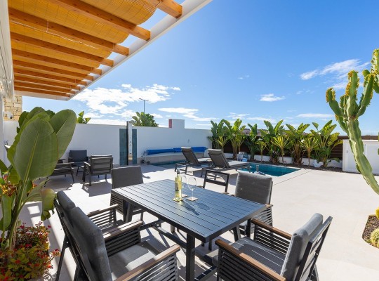 Los Montesinos (La Herrada), Villa #CQ-KB-83275