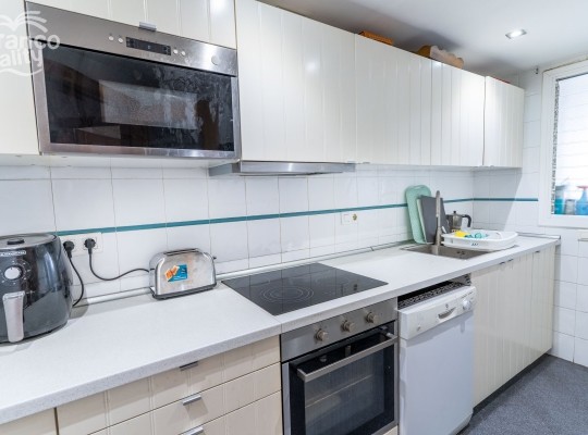 NÁDHERNÝ APARTMÁN V ŽÁDANÉ OBLASTI PORTIXOL