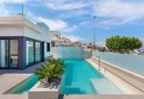 San Miguel de Salinas, Villa #CQ-BG-37958