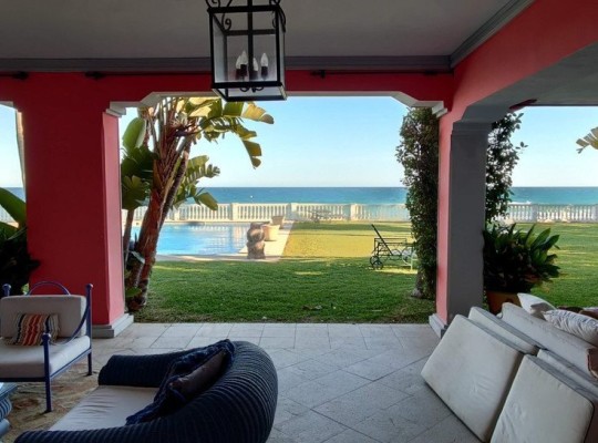 Guadalmina Baja (Costa del Sol), Villa - Detached #CM-R3862999