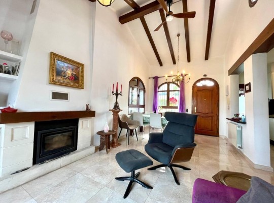 Villamartin, Villa #CQ-R-18395