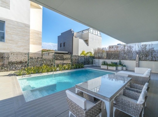 Orihuela Costa (Agua Marina), Villa #CQ-UR-58045