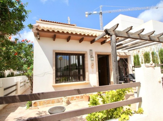 Villamartin, Villa #CQ-VK-65921