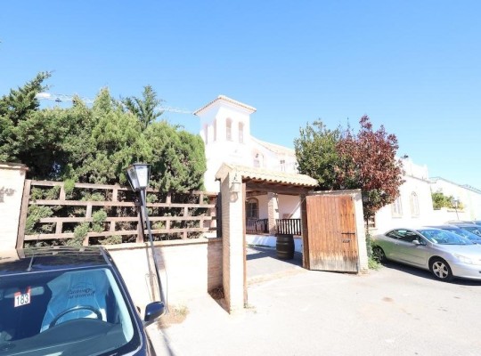 Orihuela Costa (La Zenia), Villa #CQ-JM-69537