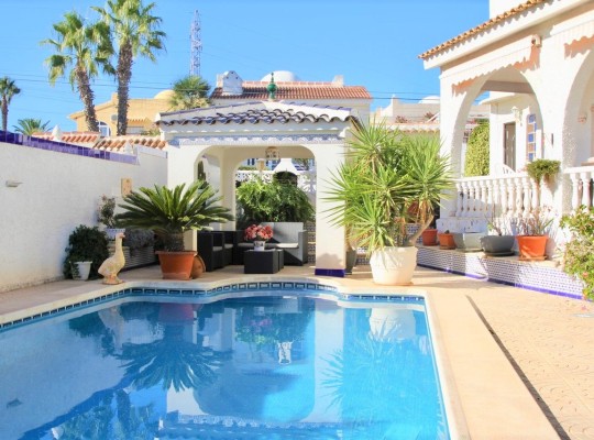 Villamartin, Villa #CQ-VK-54056