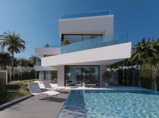 Vily Calahonda s výhledem na moře, 200m od pláže, Marbella East