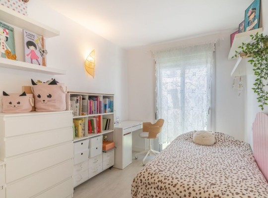 NÁDHERNÝ MODERNÍ BYT V LUXUSNÍM REZIDENČNÍM KOMPLEXU