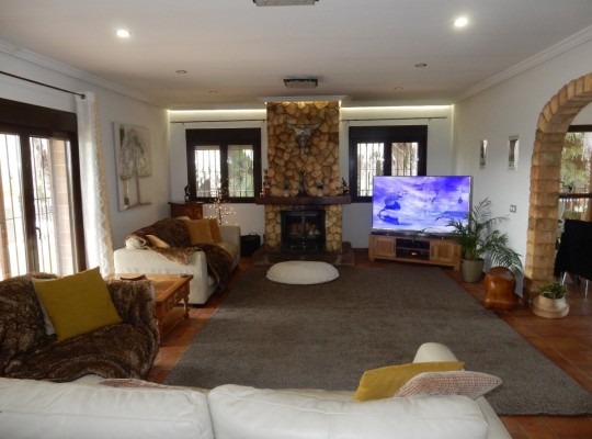 Bigastro, Finca #CQ-922
