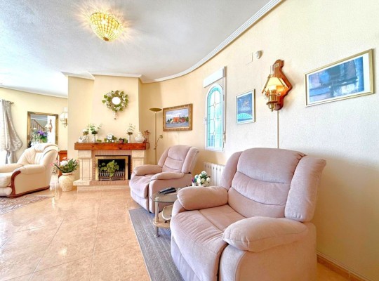 Villamartin, Villa #CQ-VK-62314