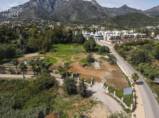 Marbella (Costa del Sol), Plot - Residential #CM-R4042897