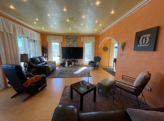 San Miguel de Salinas (Ciudad de las comunicaciones), Villa #CQ-M-54470