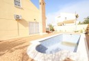 Orihuela Costa (Playa Flamenca), Villa #CQ-JM-69540