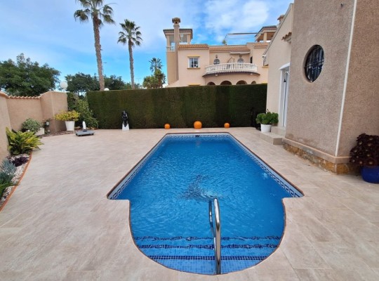 Guardamar del Segura (El Raso, Guardamar), Villa #CQ-970