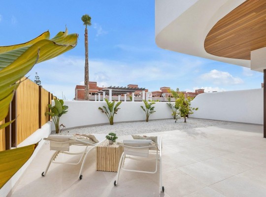 Los Alcazares (La Serena Golf), Villa #RD-N9505