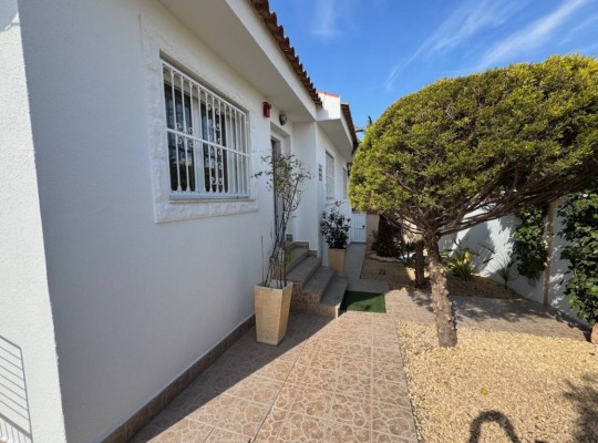 Benijofar (Benimar), Villa #CQ-847