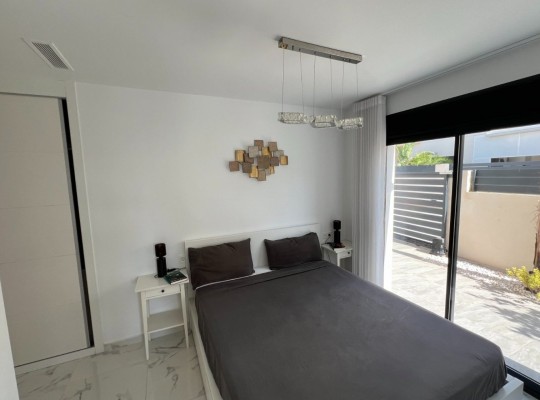 Los Montesinos (La Herrada), Villa #CQ-BT-36657
