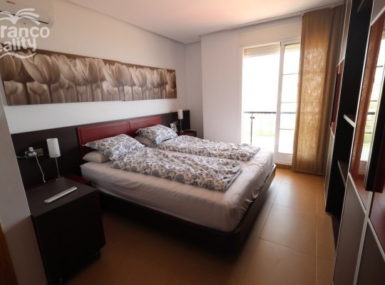 Střešní penthouse s výhledem na moře, jen 100m od pláže, Mil Palmeras